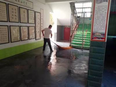 陽光二小新起點 新希望——鞏義市第二小學(xué)2018秋季一年級新生報名工作掠影